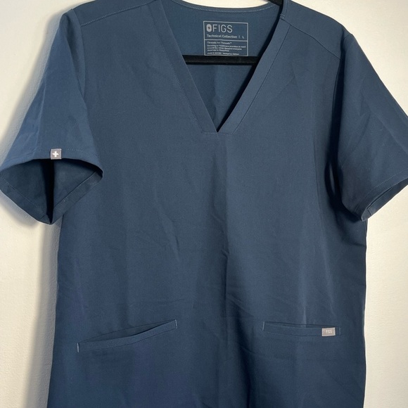 FIGS Casma Womens Pocket short sleeve Technical Collection Scrub Top - Picture 4 of 4